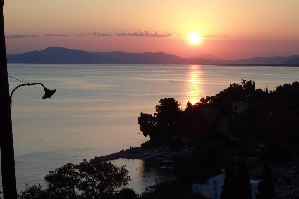 ¨Με θέα το ηλιοβασίλεμα¨ Βίλα Άφησσος Εξωτερικό φωτογραφία